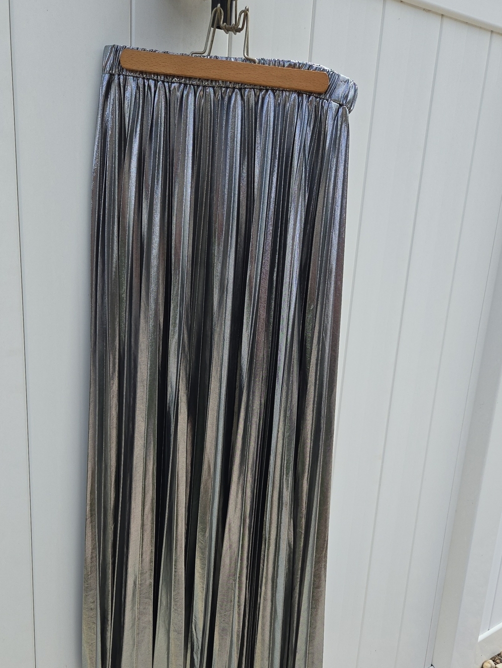 Women's Metallic Silver Pleated Maxi Skirt